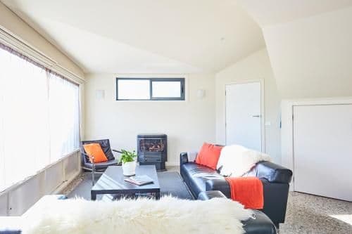 Three-Bedroom Apartment - Valleyview
