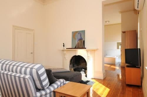 Deluxe King Suite