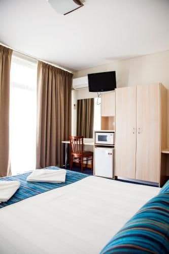 Queen Suite