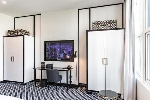 Suite with City View