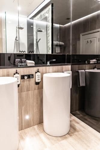 Suite with City View