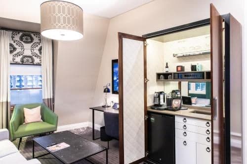 Thomson Suite