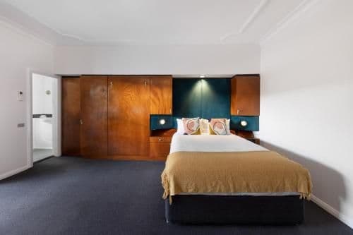 Deluxe Double Studio