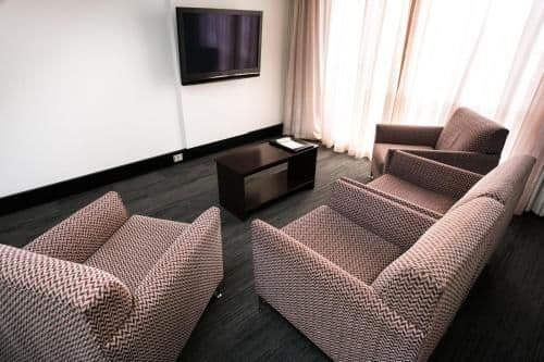 Deluxe Two-Bedroom Apartment