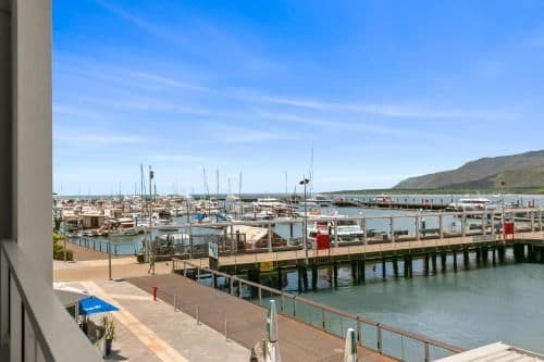 Two-Bedroom Apartment Premium Harbour View 