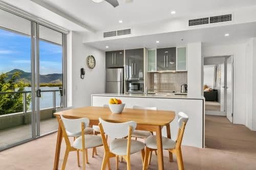 Two-Bedroom Apartment Premium Harbour View 