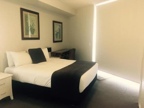 Three-Bedroom Apartment with Harbour View