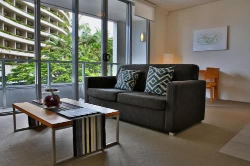 One-Bedroom Apartment with Garden View
