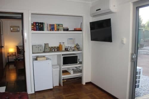 Deluxe Queen Suite