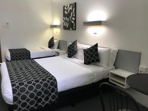 Executive Triple Room