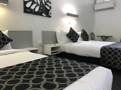Executive Triple Room