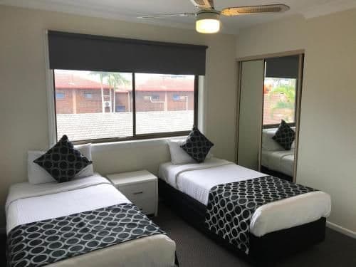 Deluxe Three-Bedroom Apartment
