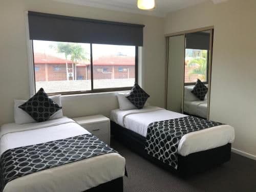 Deluxe Three-Bedroom Apartment