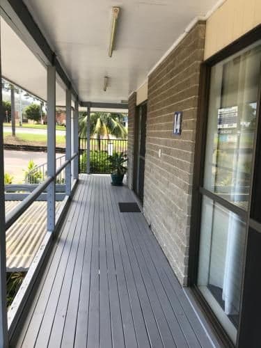 Deluxe Three-Bedroom Apartment