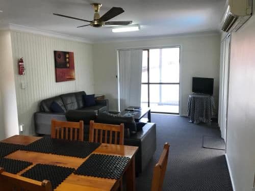 Deluxe Three-Bedroom Apartment