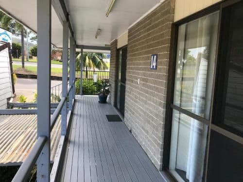 Deluxe Three-Bedroom Apartment