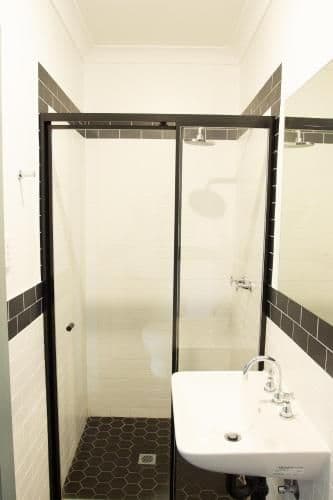 Superior King Room with Ensuite Bathroom