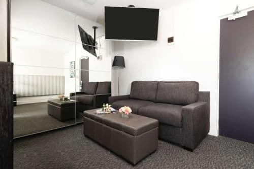 Executive King Suite - Non-Smoking