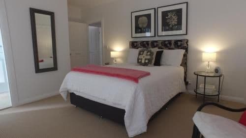 Queen Room with Garden View