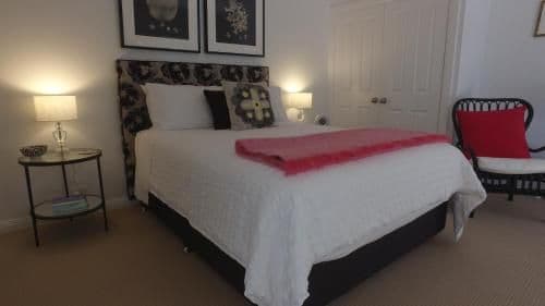 Queen Room with Garden View