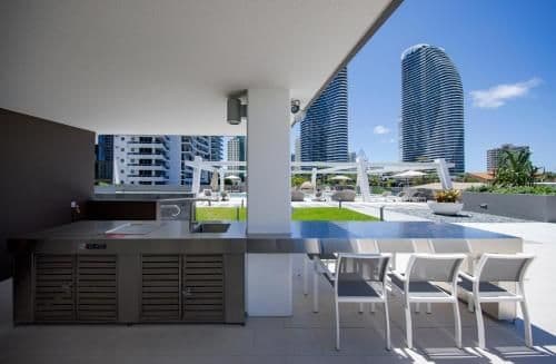 Premier Ocean View Apartment