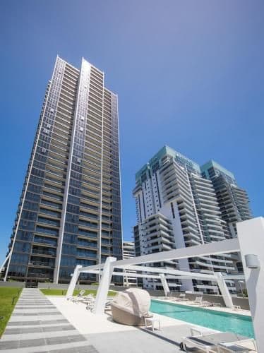 Premier Ocean View Apartment