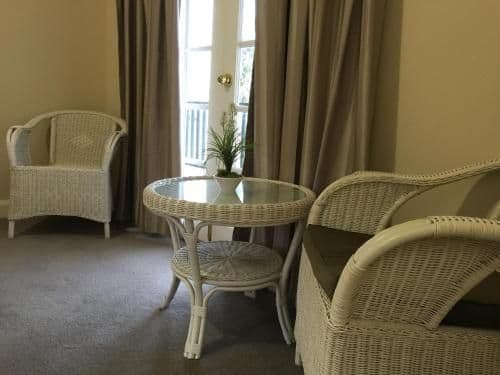 Deluxe Queen Room with Balcony