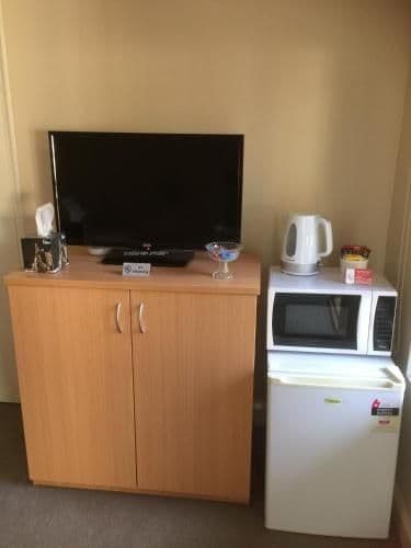 Deluxe Queen Room with Balcony