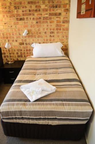 Queen and single room 1st floor