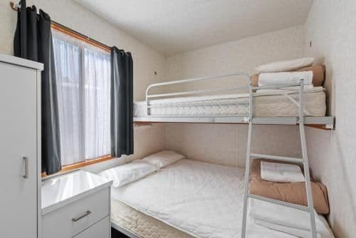 Deluxe Riverview Cabin