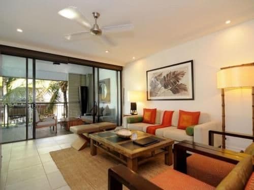 Three-Bedroom Penthouse Apartment with Balcony