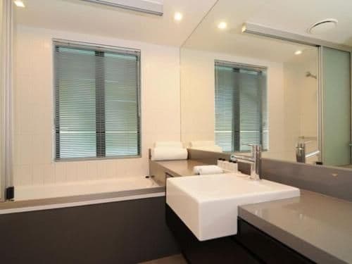 Three-Bedroom Penthouse Apartment with Balcony