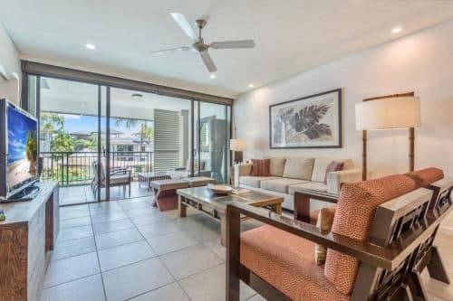 Apartment with Garden View