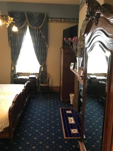 Upstairs Victorian Lemon Room Queen Bed