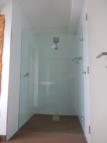 Deluxe Queen Suite