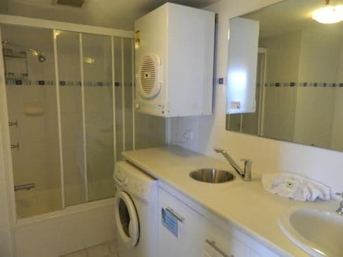 Deluxe Two-Bedroom Apartment with Ocean View