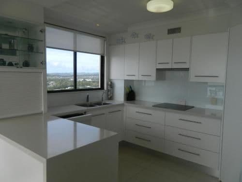 Superior Three-Bedroom Apartment with Ocean View