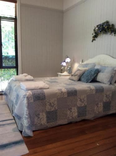 Deluxe Queen Suite