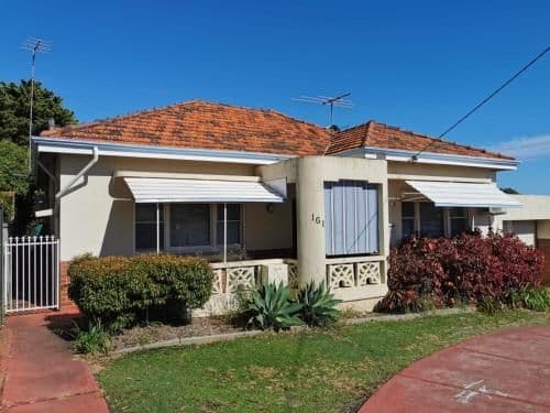 Three-Bedroom House - Lodge 4