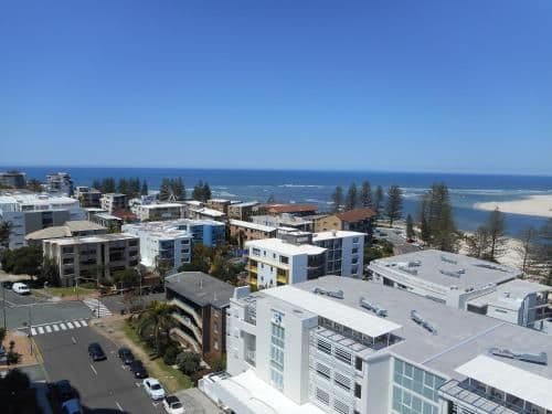 Three-Bedroom Apartment with Premium Ocean View