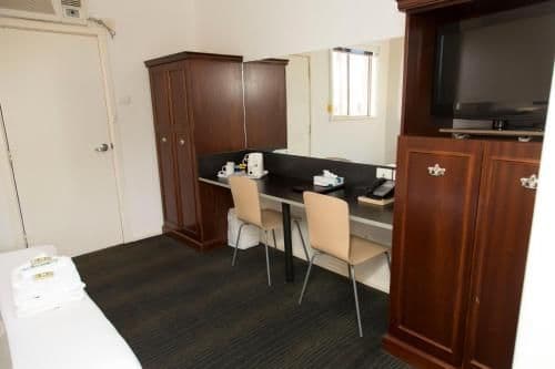 Queen Room