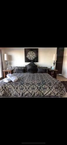 King Suite with Pool View