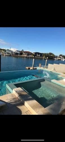 King Suite with Pool View