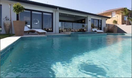 King Suite with Pool View
