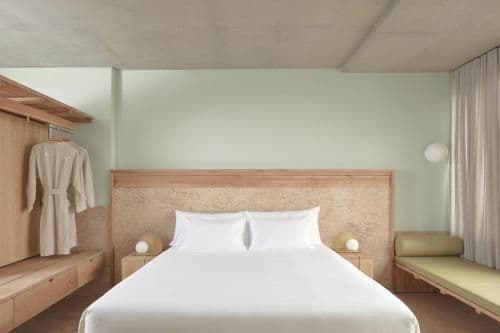 King Room with City View