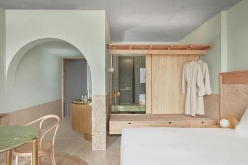 King Room with City View
