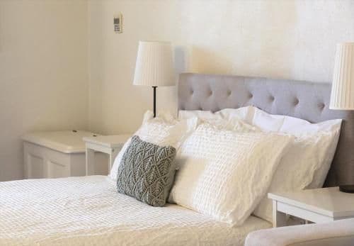 Queen Suite with Spa Bath