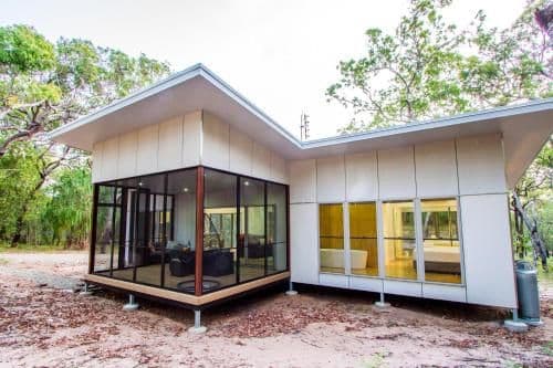 One-Bedroom House - The Luv Shack