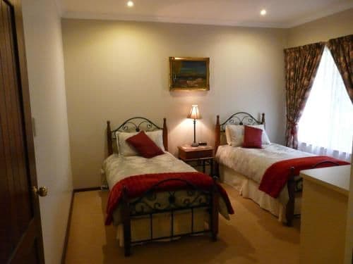Twin Room with Bathroom