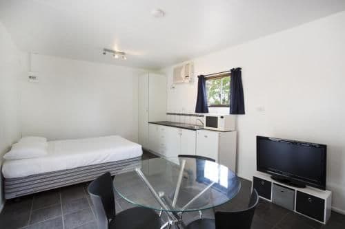 Economy Cabin (External Ensuite)